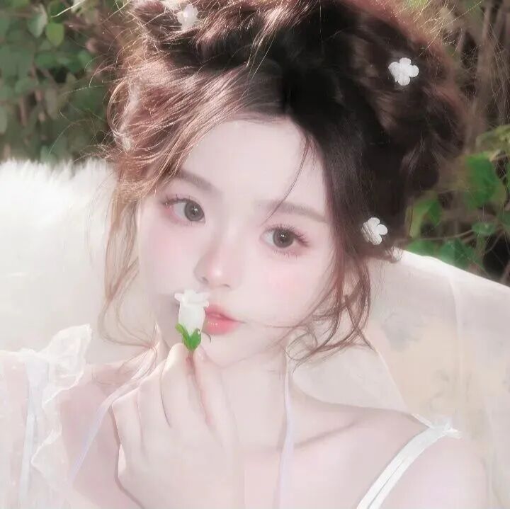 清冷女生头像
