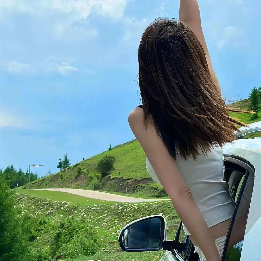 春天小清新背影不露脸女生头像