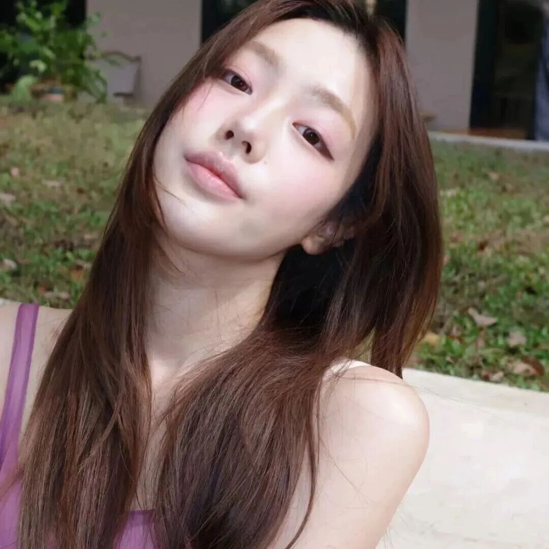 清冷女生头像