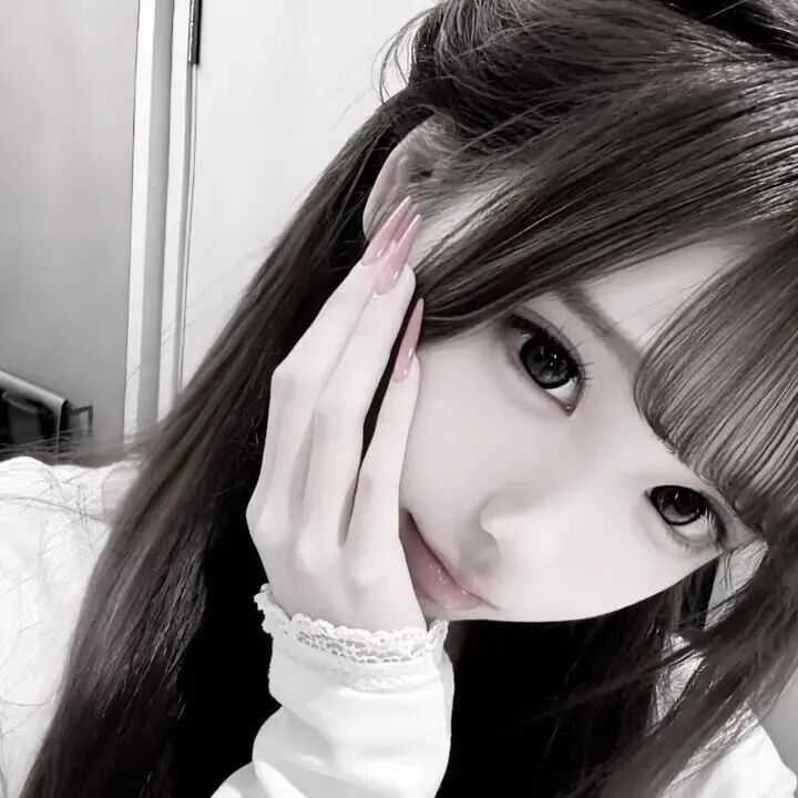 清冷女生头像