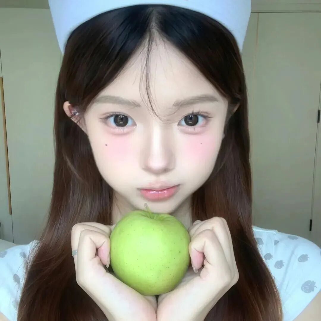 清冷女生头像