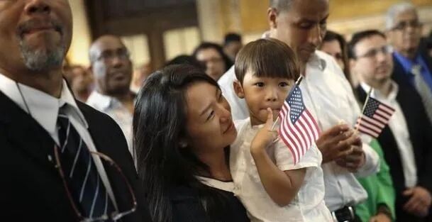 在美國(guó)生子到底怎樣_美國(guó)人如何生孩子_美國(guó)生孩子方式