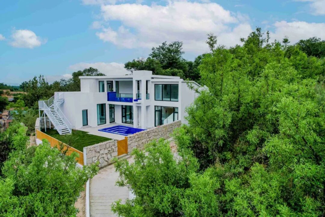 一年低至2万5就可以在北京郊区拥有一个直接拎包入住的农村小院