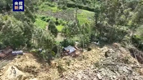 巴新山体滑坡估算超670人死亡