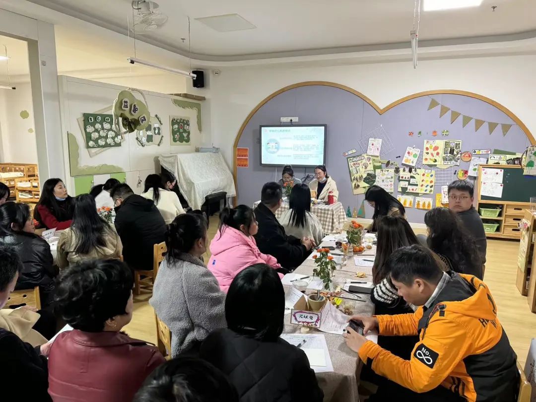 幼兒園老師會家長的話語_家長會上爸爸們C幼兒園老師_幼兒園爸爸專場家長會