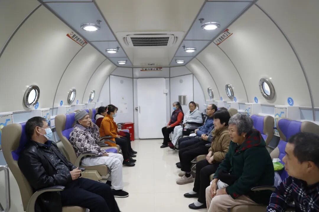 为什么医院的氧气好走进医院神秘的“头等舱” —— 高压氧舱，为健康“充电”！_https://www.jmylbn.com_新闻资讯_第4张
