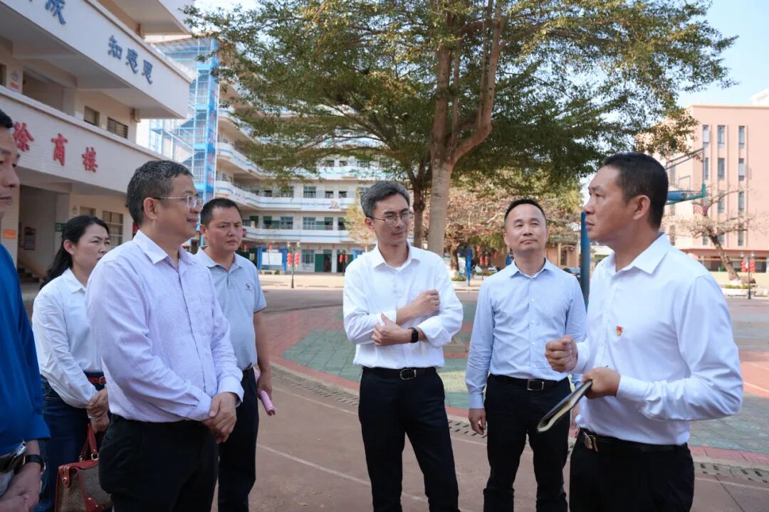 市教育局主要领导率队到徐闻县角尾乡调研百千万工程特色镇创建工作