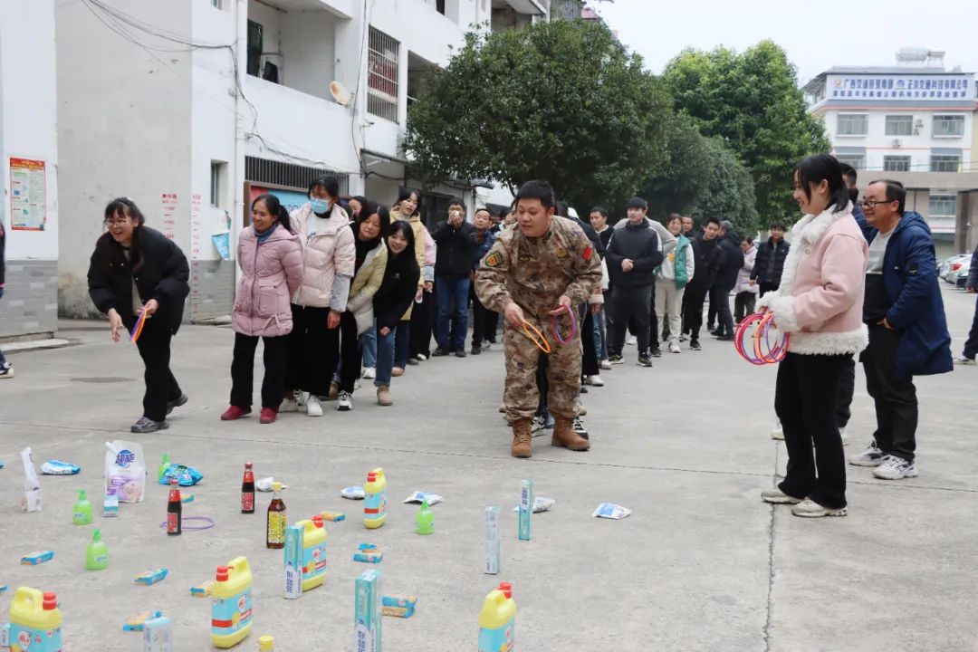 迎新春趣味活动图片