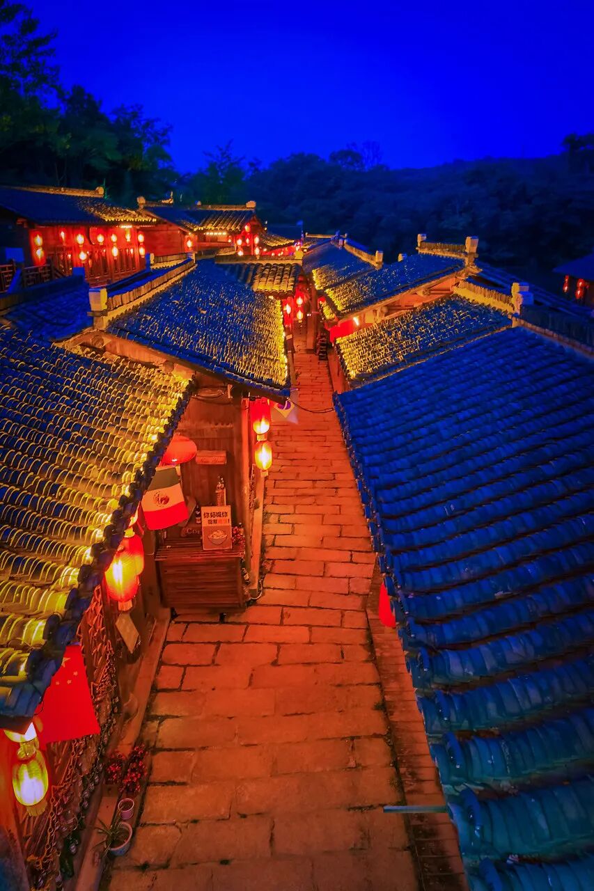 江苏“最小”的城市，面积只有苏州的1/2，比苏州浪漫，比杭州安逸，美到辛弃疾都赞不绝口！