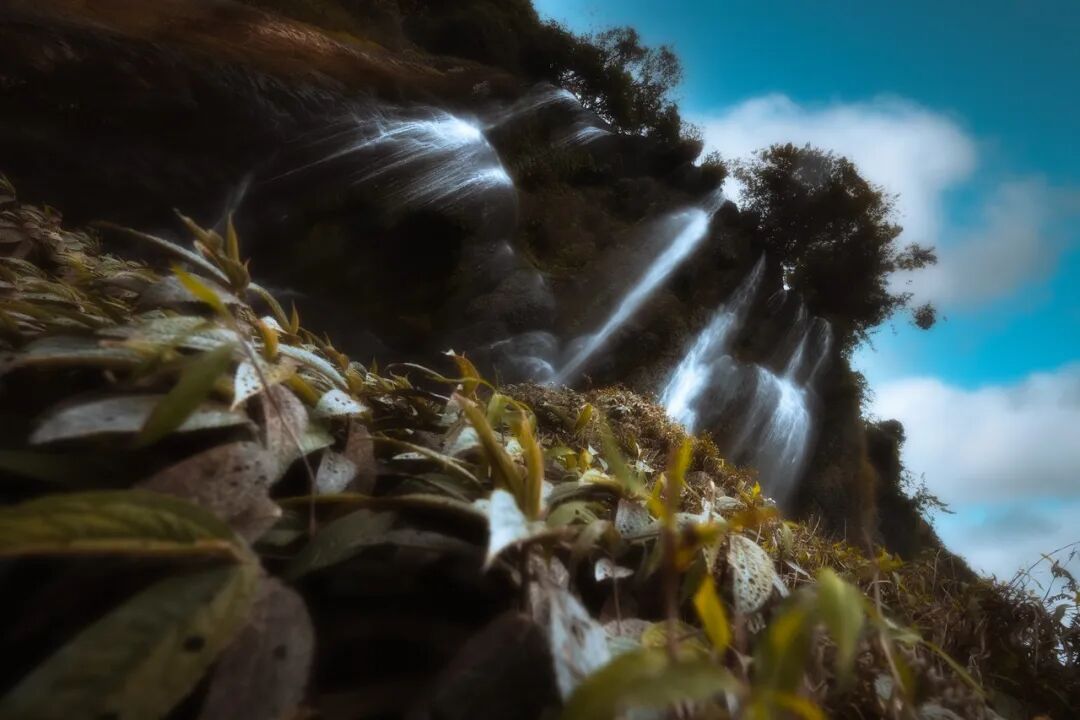 中国最“色”的边境小城，比昆明宜居，比桂林丰满，又甜又野，还稳居世界长寿Top1