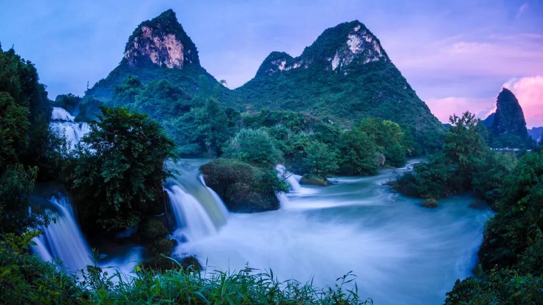 中国最“色”的边境小城，比昆明宜居，比桂林丰满，又甜又野，还稳居世界长寿Top1