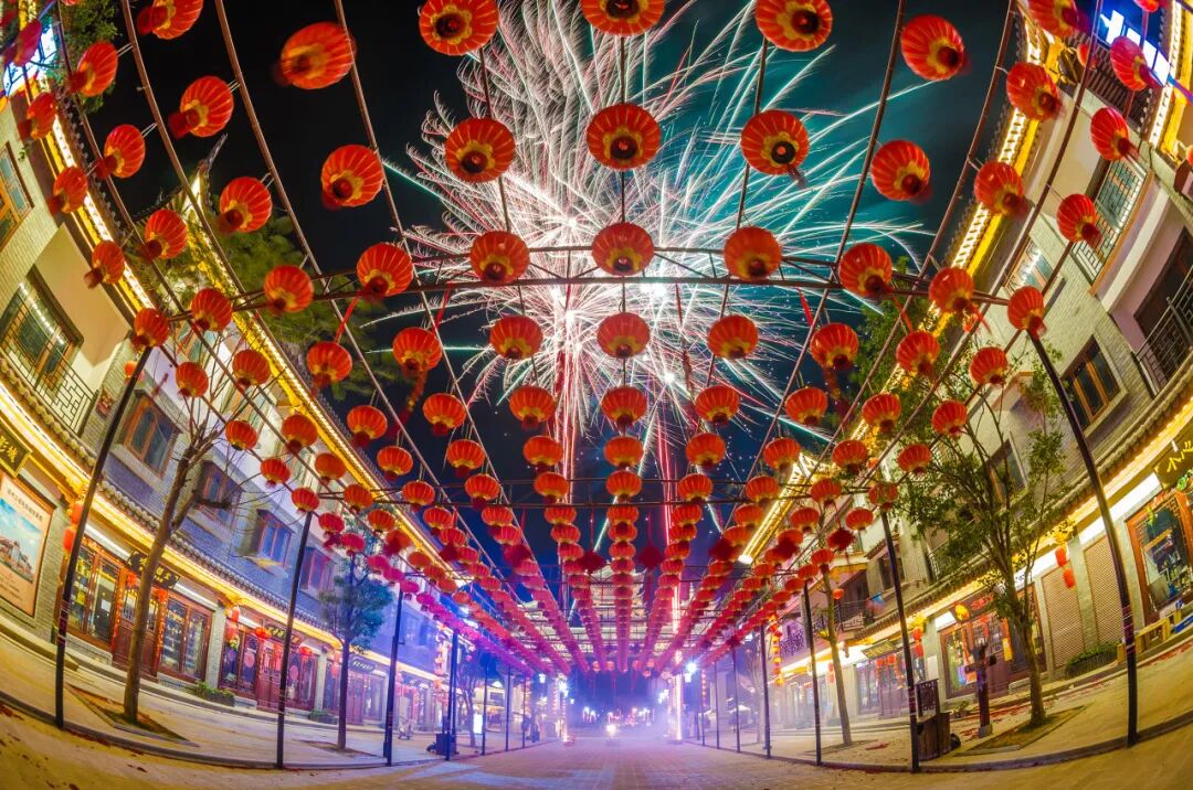 中国最“色”的边境小城，比昆明宜居，比桂林丰满，又甜又野，还稳居世界长寿Top1