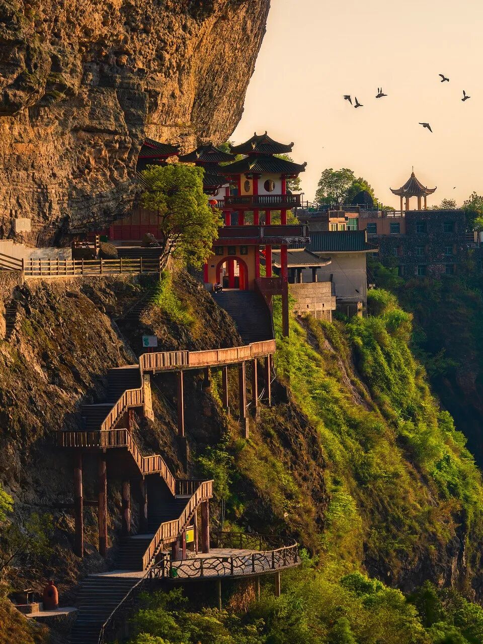 比泉州人少！比厦门文艺！这座超适合北方人过冬养老的古城，好吃好玩节奏慢，安逸到被人遗忘