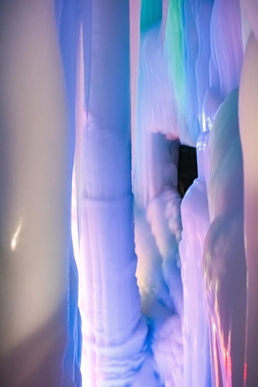 去了六盘水才知道，空调卖不出去；去了巴音布鲁克才知道，这里有九个太阳；去了盐城才知道，爬山是奢侈