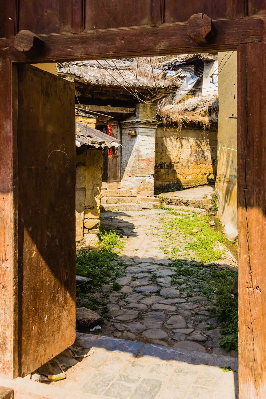 比昆明宜居，游客不及大理一半，它才是云南最美慢城，洗掉一身班味儿，想来养老！