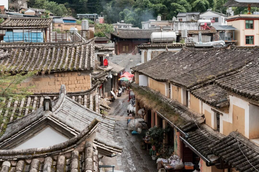 比昆明宜居，游客不及大理一半，它才是云南最美慢城，洗掉一身班味儿，想来养老！
