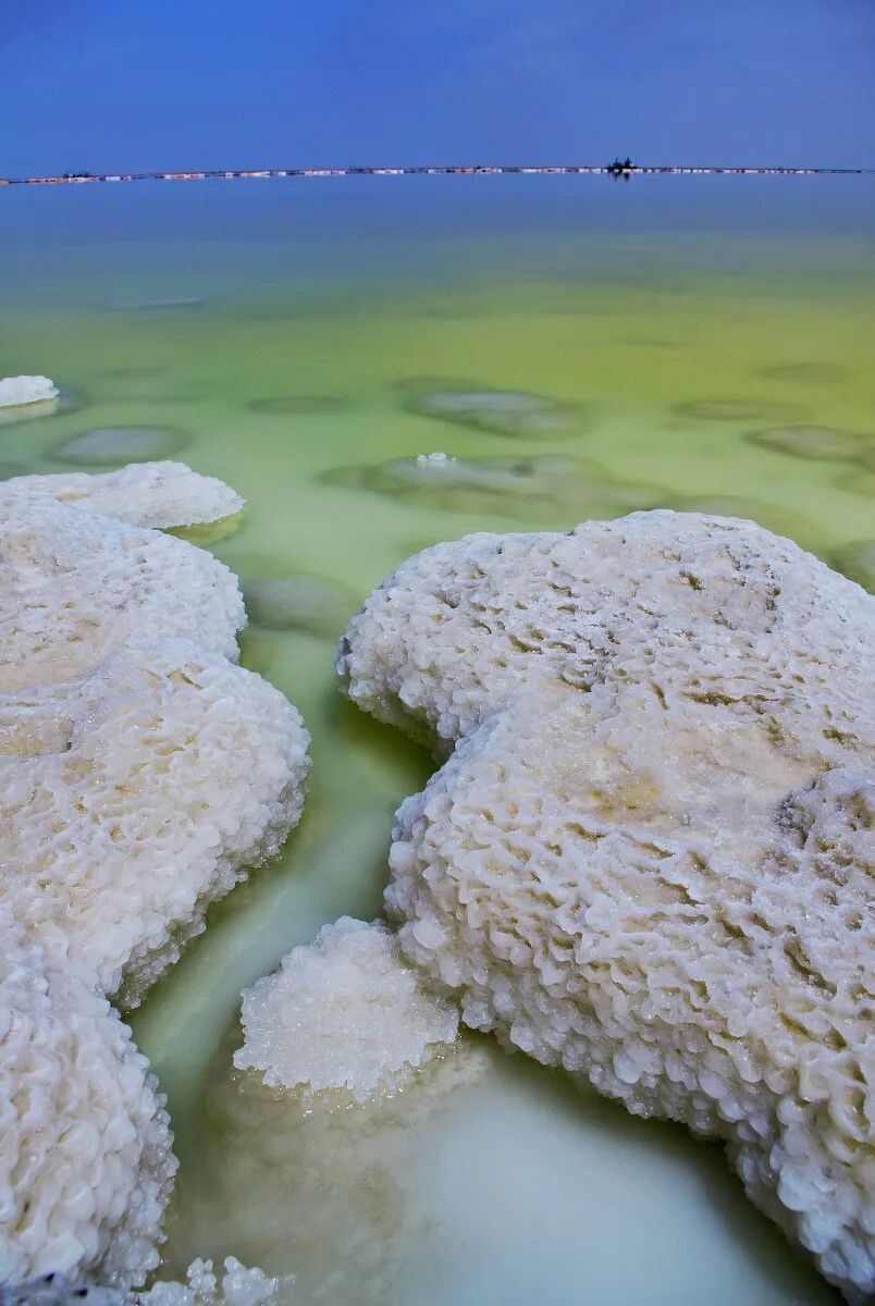 囤盐风波背后的真相！中国最大的“天空之镜"曝光，比茶卡盐湖大56倍，价值12万亿，够全世界人口吃1000年！