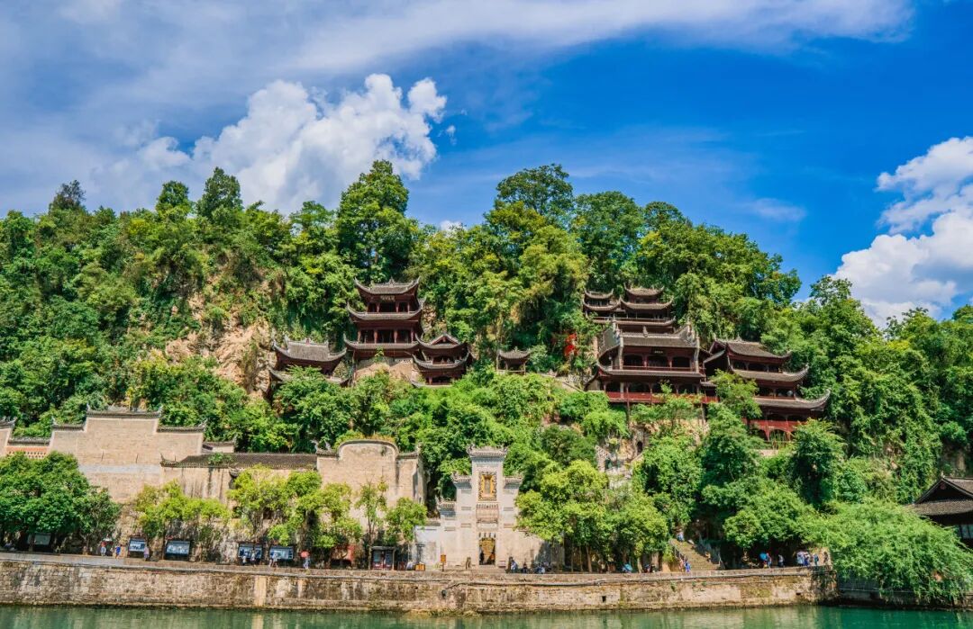 国内被遗忘的“东方威尼斯”，人少安静，超级凉爽，正适合6月小住几日！