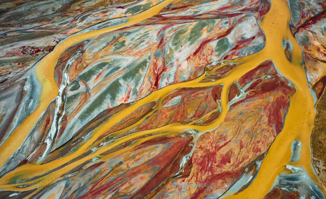 中国唯一门票全免的城市，藏着全国首个国家公园，每年只有2000人能进，比西藏更神秘