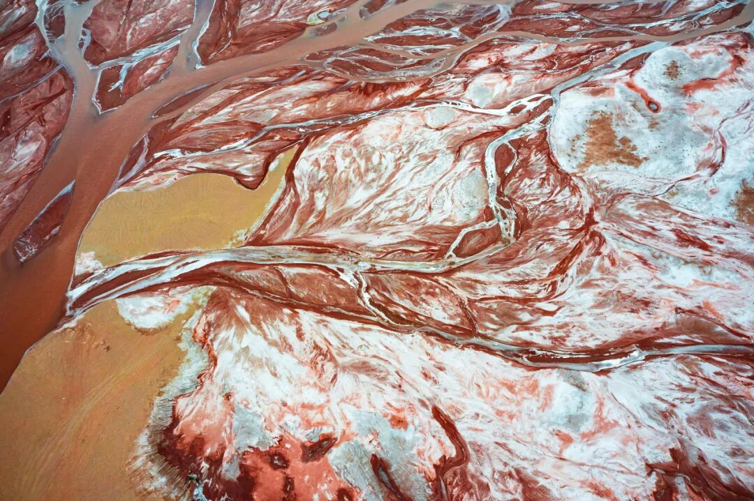 中国唯一门票全免的城市，藏着全国首个国家公园，每年只有2000人能进，比西藏更神秘