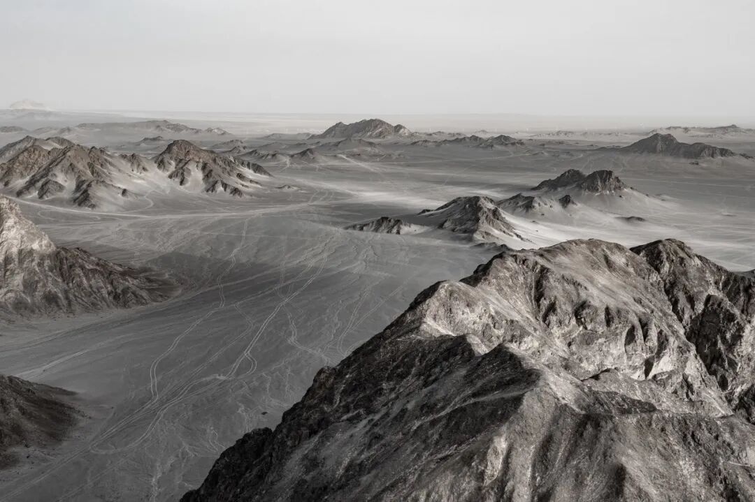 中国最孤独的城市，方圆200公里没有县城，每平方公里只有1人，被无人区包围，每年有100万人慕名前来