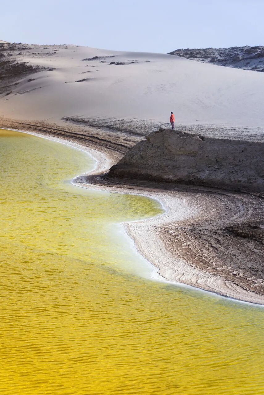 中国最孤独的城市，方圆200公里没有县城，每平方公里只有1人，被无人区包围，每年有100万人慕名前来