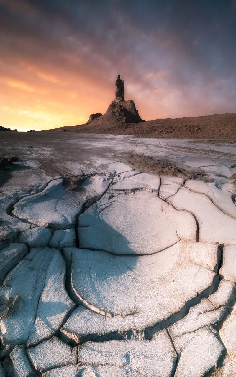 中国最孤独的城市，方圆200公里没有县城，每平方公里只有1人，被无人区包围，每年有100万人慕名前来