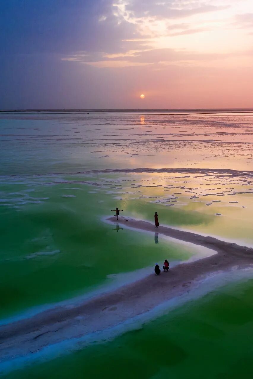 中国最孤独的城市，方圆200公里没有县城，每平方公里只有1人，被无人区包围，每年有100万人慕名前来