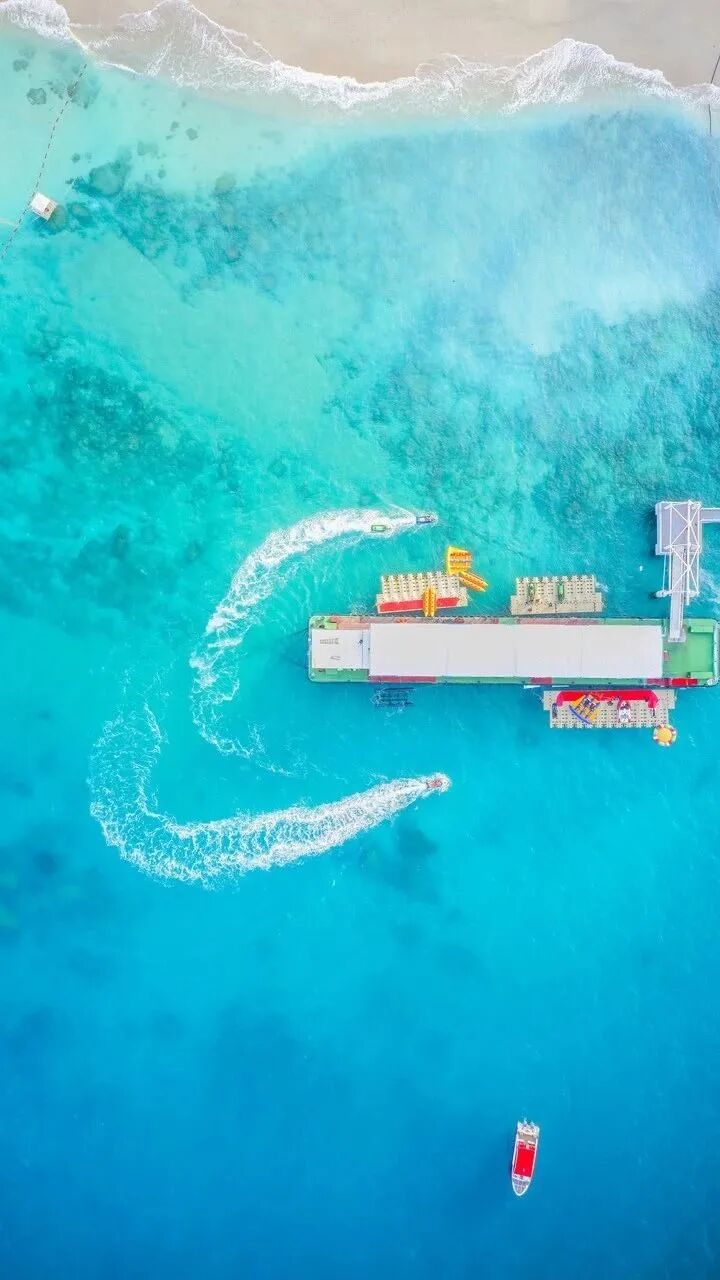 国内超适合躺平的海滨小城，海景不输巴厘岛，物价不到三亚一半，人少不扎堆，太宝藏了！