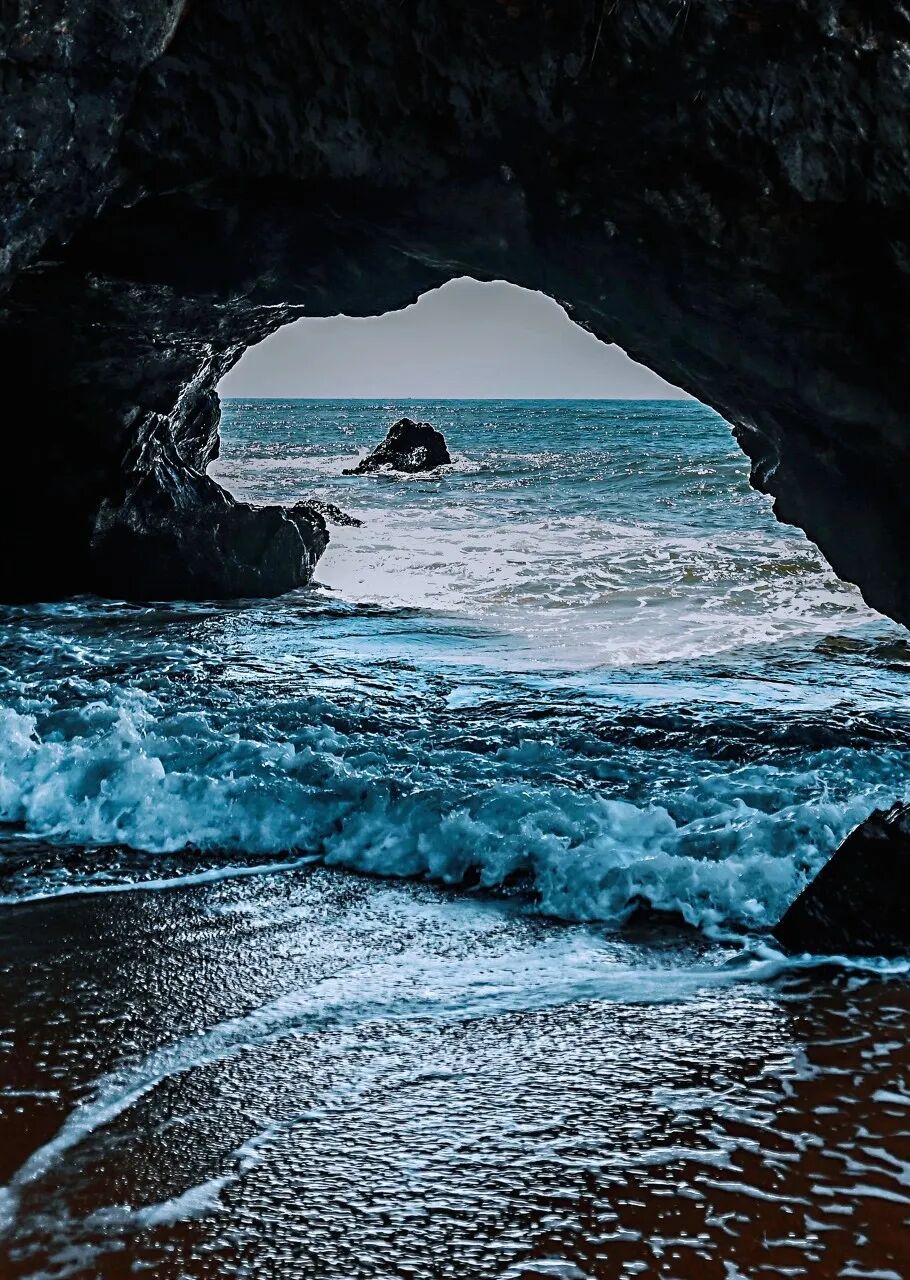 国内超适合躺平的海滨小城，海景不输巴厘岛，物价不到三亚一半，人少不扎堆，太宝藏了！