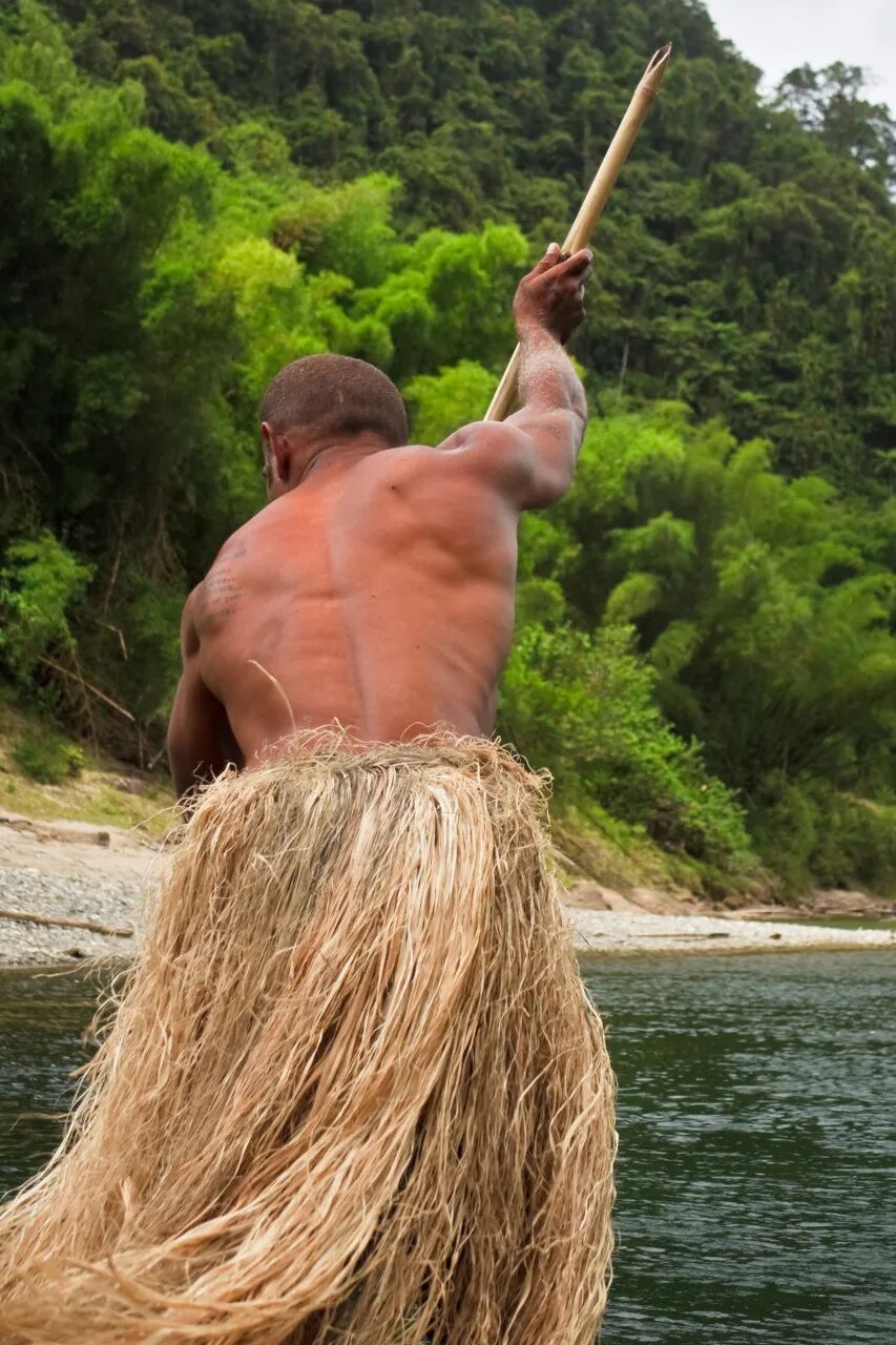 世上“全透明”的国家，房子没有墙，夜生活直播，遍地美女，崇尚裸体，这个静谧岛国到底有多开放？