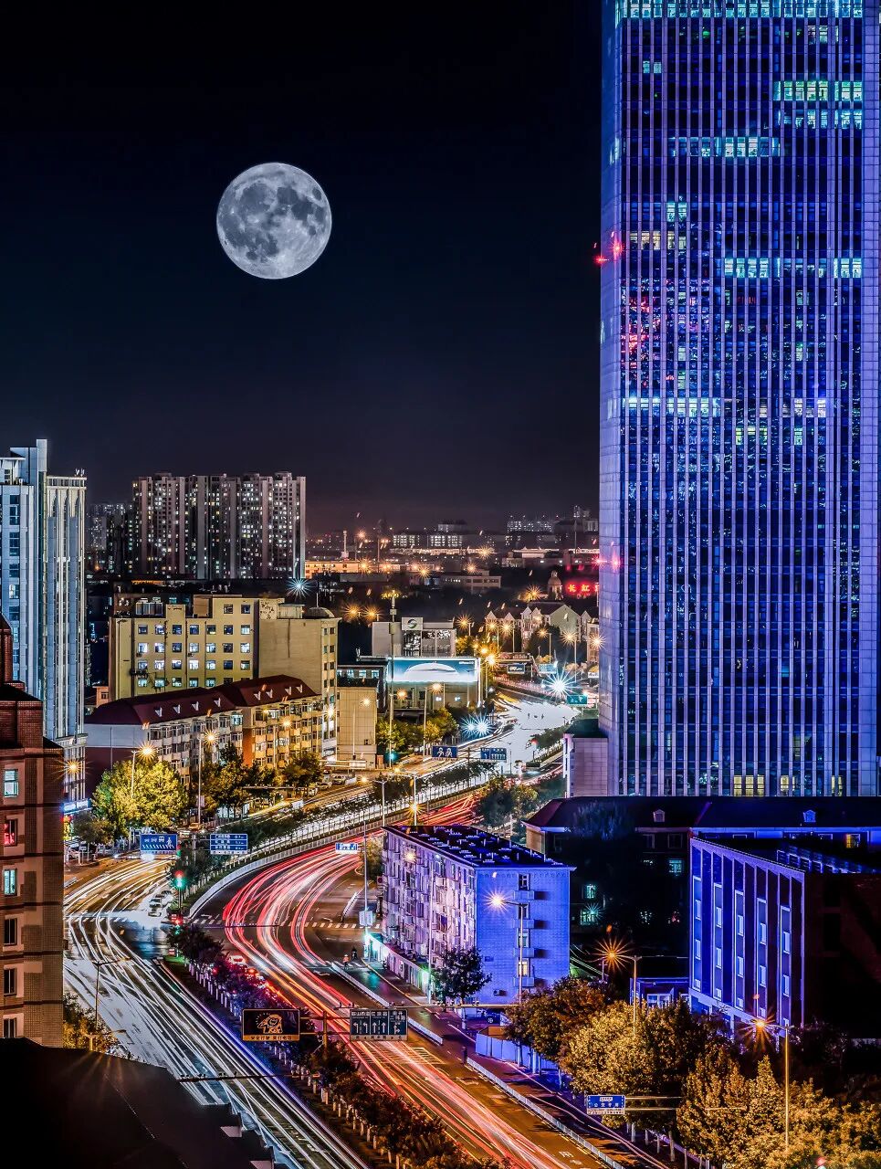 中国最快乐的城市，曾是北方NO.1，GDP前十不内卷，比县城都幸福，去一次相当于环游世界！