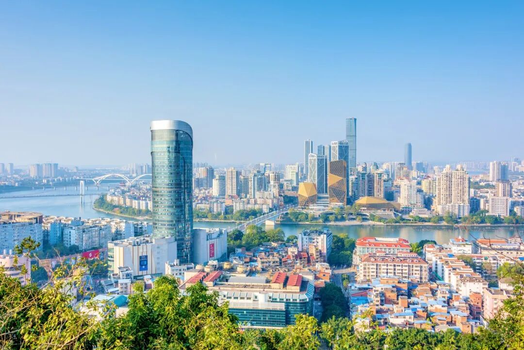 中国最“上头”的城市，3元逛遍全城，比成都更安逸，隐匿了千年，却因一碗粉让全国人上瘾！