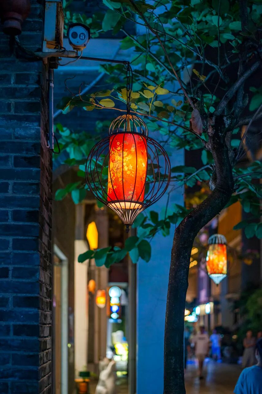 中国最“上头”的城市，3元逛遍全城，比成都更安逸，隐匿了千年，却因一碗粉让全国人上瘾！