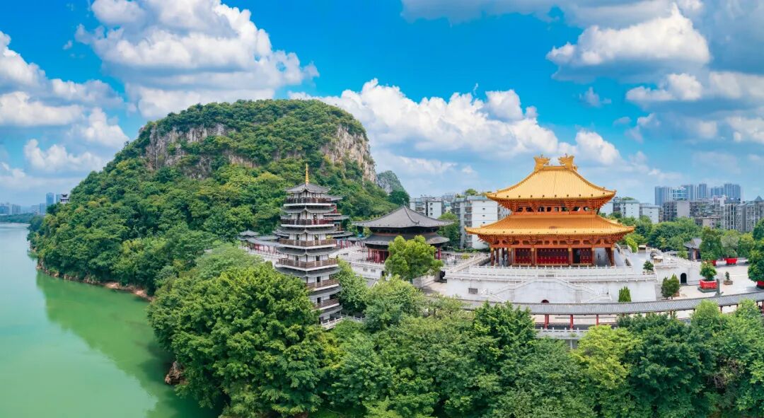 中国最“上头”的城市，3元逛遍全城，比成都更安逸，隐匿了千年，却因一碗粉让全国人上瘾！