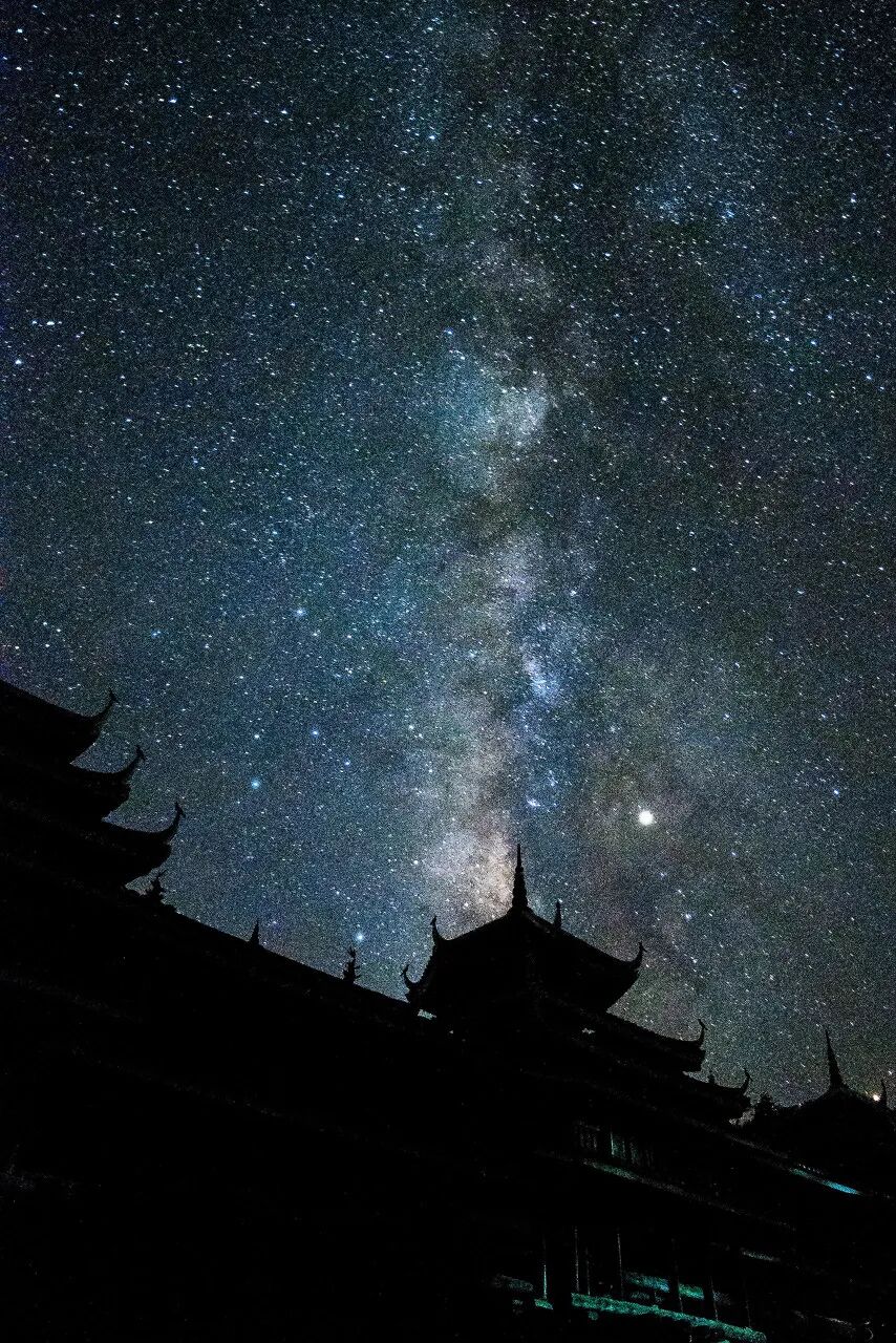 中国最“上头”的城市，3元逛遍全城，比成都更安逸，隐匿了千年，却因一碗粉让全国人上瘾！