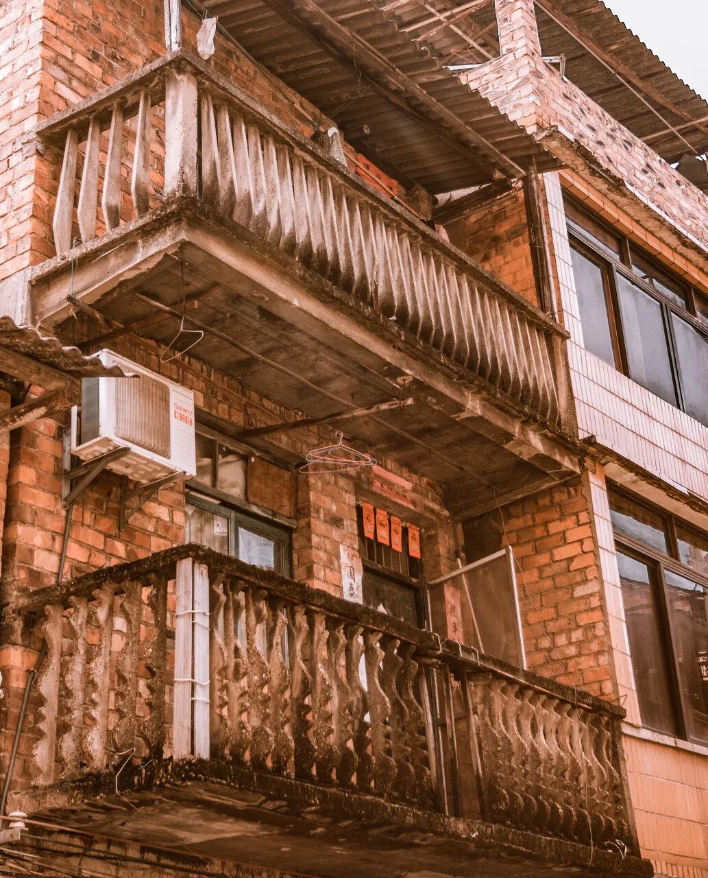 中国最“能熬夜”的城市，凌晨2点不睡觉，幸福感不输成都，小住几日太舒服！