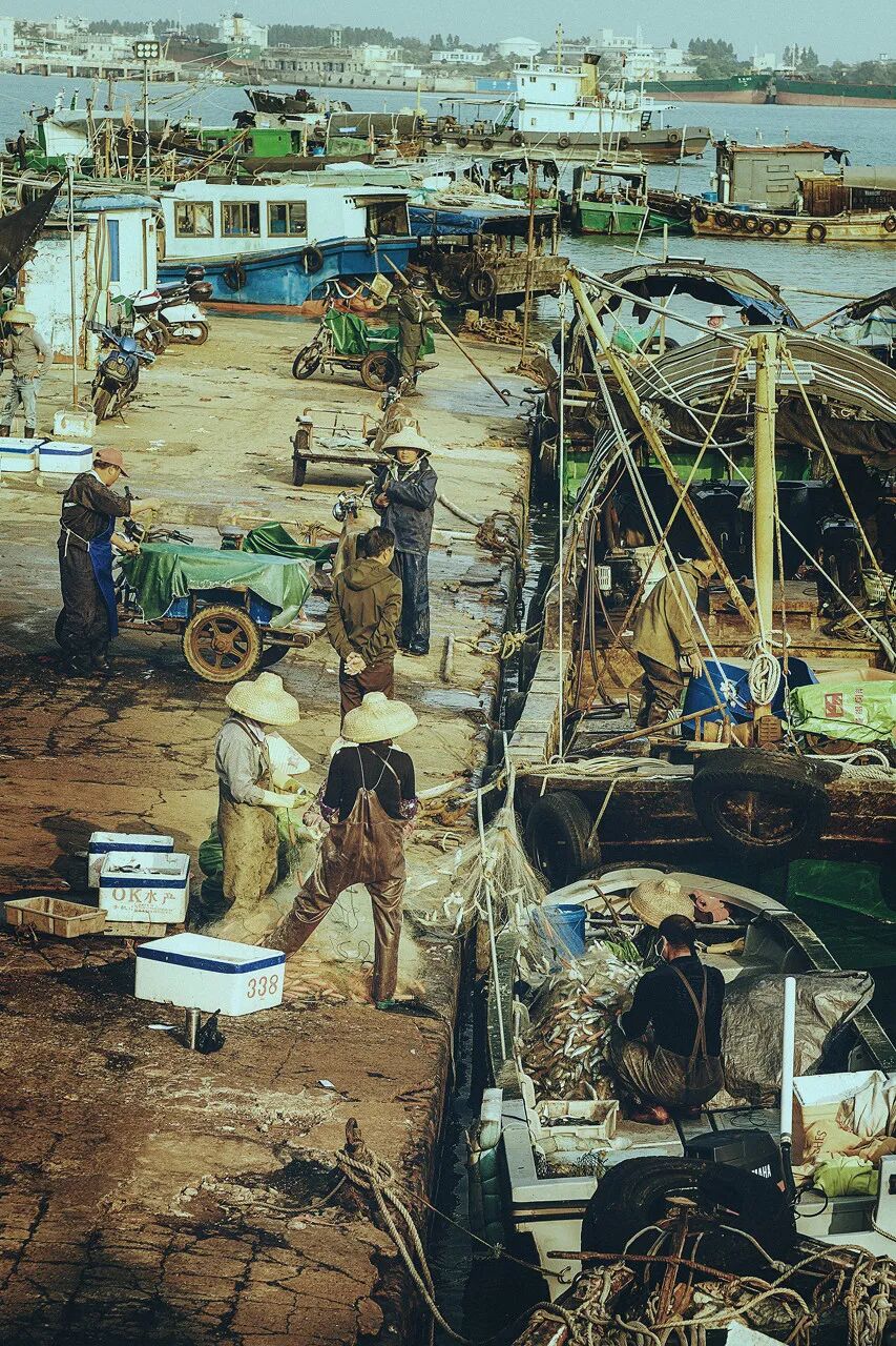 中国最“隐秘”的城市，比厦门浪漫，比大连惬意，海鲜吃到撑，养老NO.1