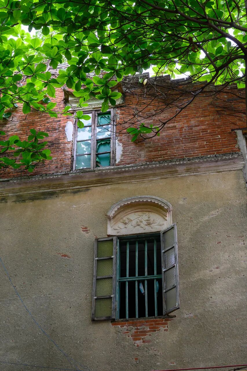 中国最“隐秘”的城市，比厦门浪漫，比大连惬意，海鲜吃到撑，养老NO.1