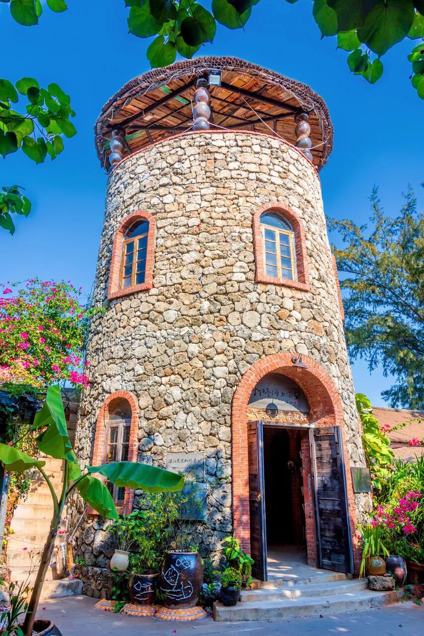 中国最“隐秘”的城市，比厦门浪漫，比大连惬意，海鲜吃到撑，养老NO.1