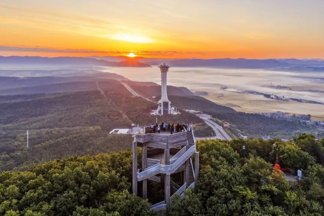 别只盯着哈尔滨了！东北这座边境小城，满街朝鲜语，好吃好玩，物价超低，让你一秒穿越！