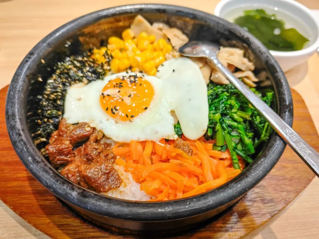 别只盯着哈尔滨了！东北这座边境小城，满街朝鲜语，好吃好玩，物价超低，让你一秒穿越！