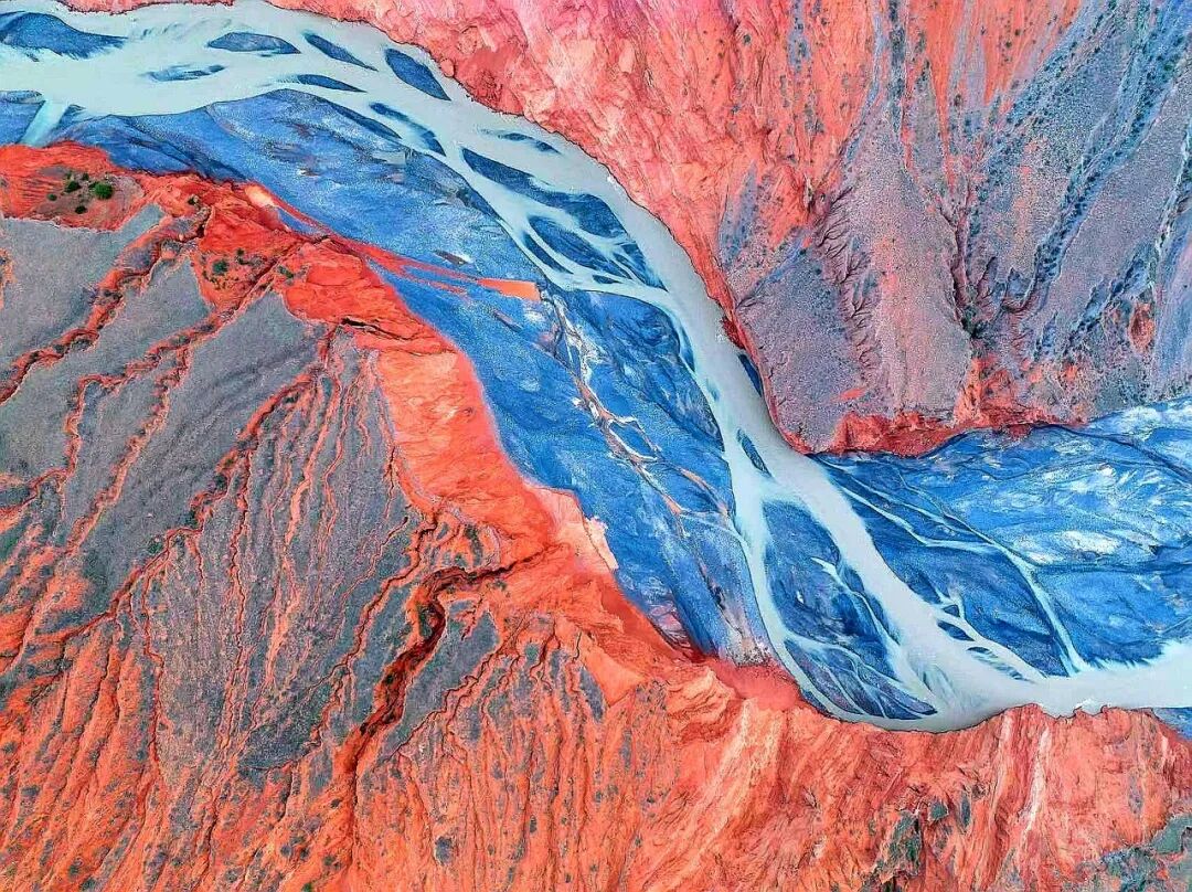 中国最美公路终于通车！一年只开通4个月，贯穿N种自然风光，一天看四季，错过再等一年！