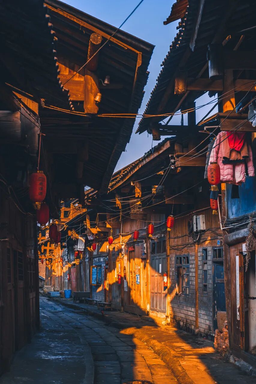 四川又一条古街爆火！门票0元，夜景不输大唐，被誉为“川西大宋不夜城”