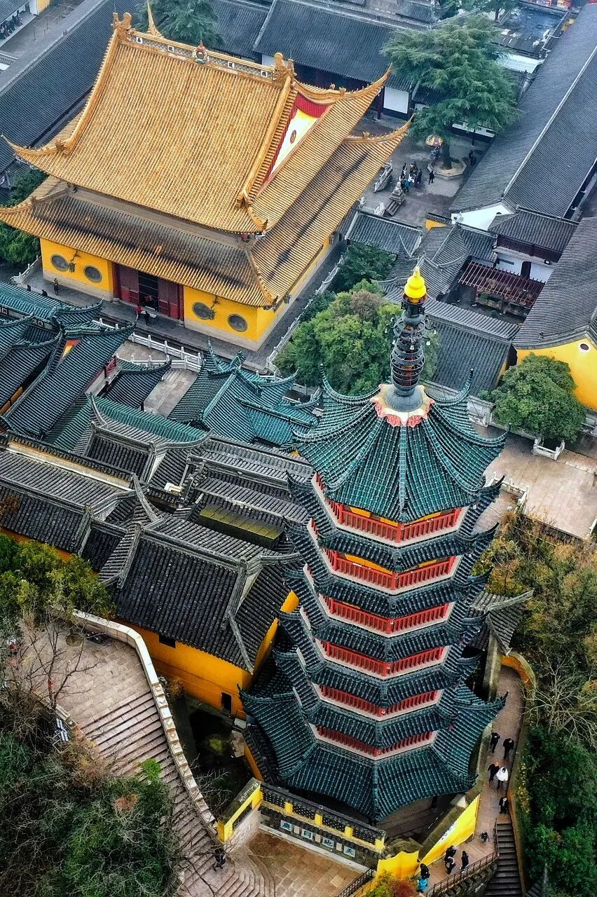 江苏“最小”的城市，面积只有苏州的1/2，比苏州浪漫，比杭州安逸，美到辛弃疾都赞不绝口！