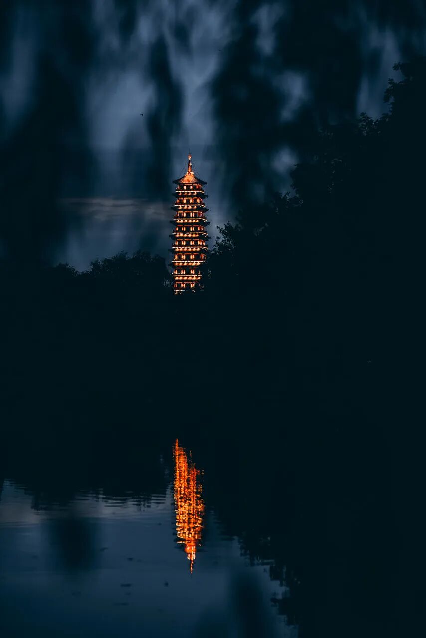 中国最宜居的城市，曾是世界No.1！比苏杭秀丽，比成都安逸，倦了就去小住几日