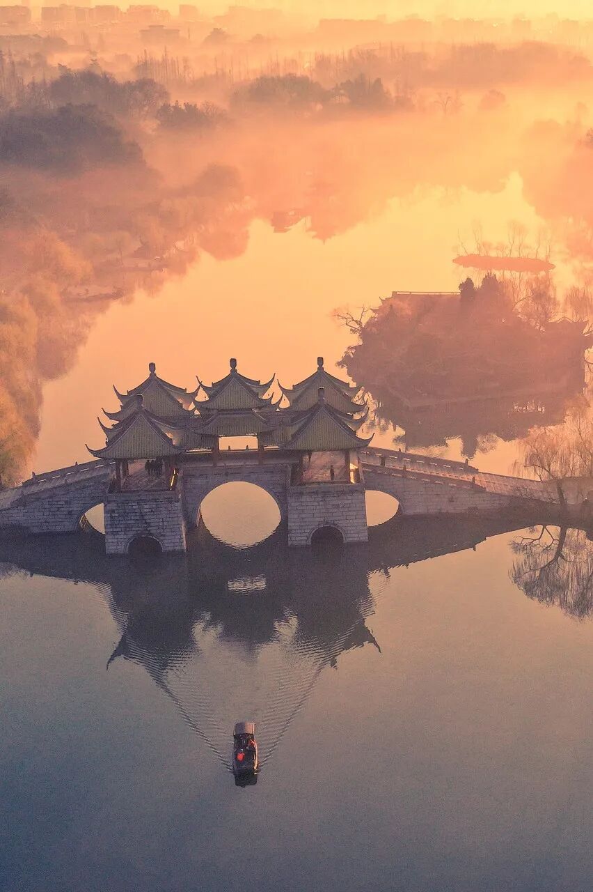 中国最宜居的城市，曾是世界No.1！比苏杭秀丽，比成都安逸，倦了就去小住几日