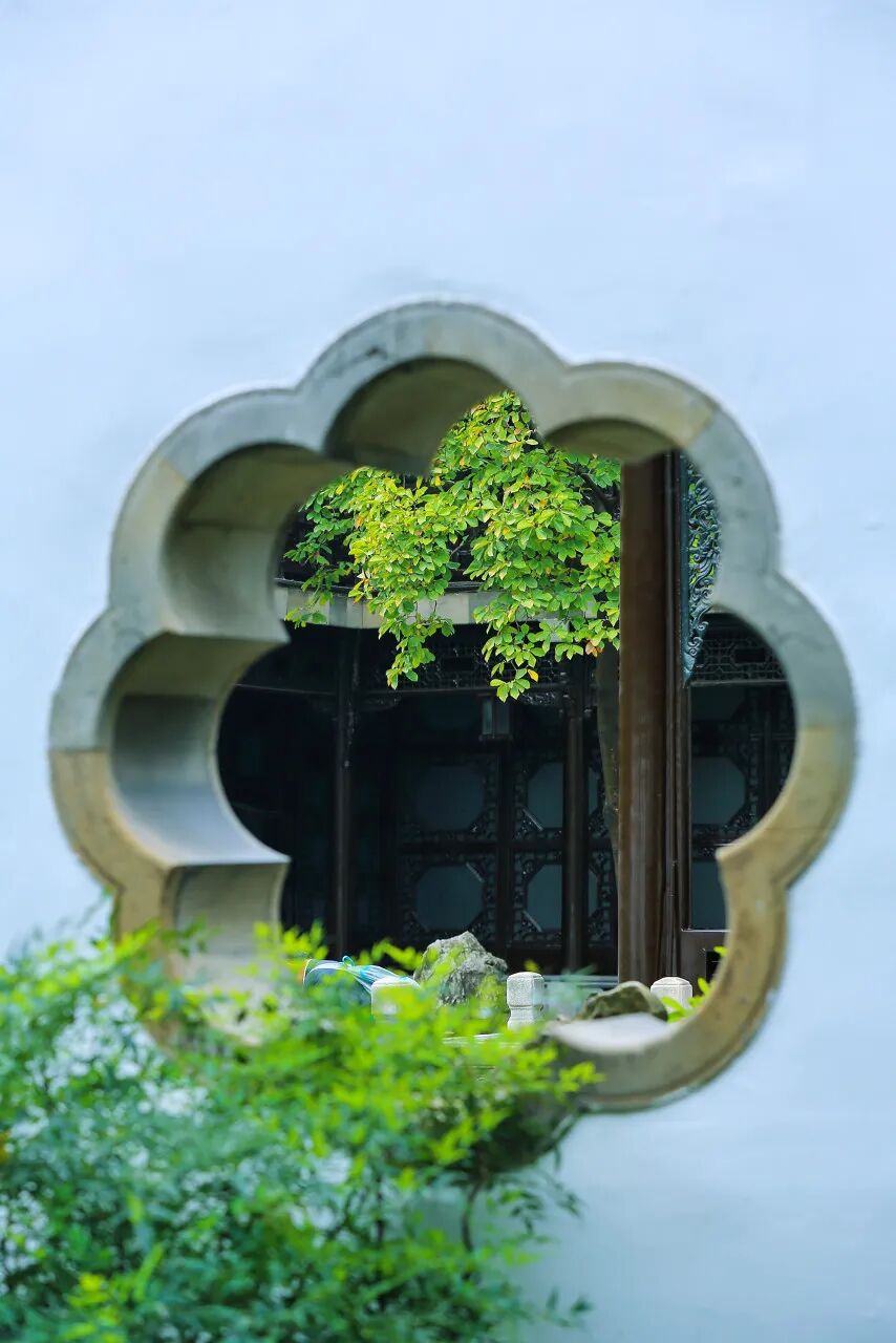 中国最宜居的城市，曾是世界No.1！比苏杭秀丽，比成都安逸，倦了就去小住几日