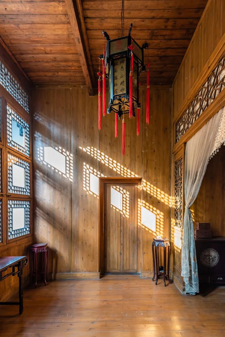 中国最宜居的城市，曾是世界No.1！比苏杭秀丽，比成都安逸，倦了就去小住几日