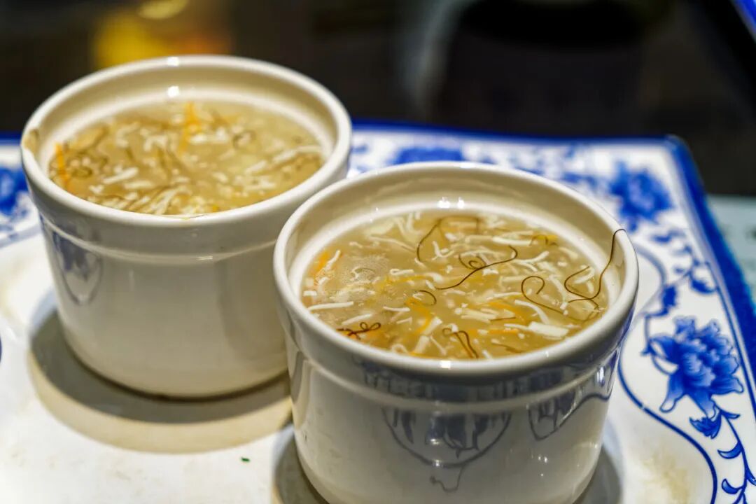 中国最宜居的城市，曾是世界No.1！比苏杭秀丽，比成都安逸，倦了就去小住几日